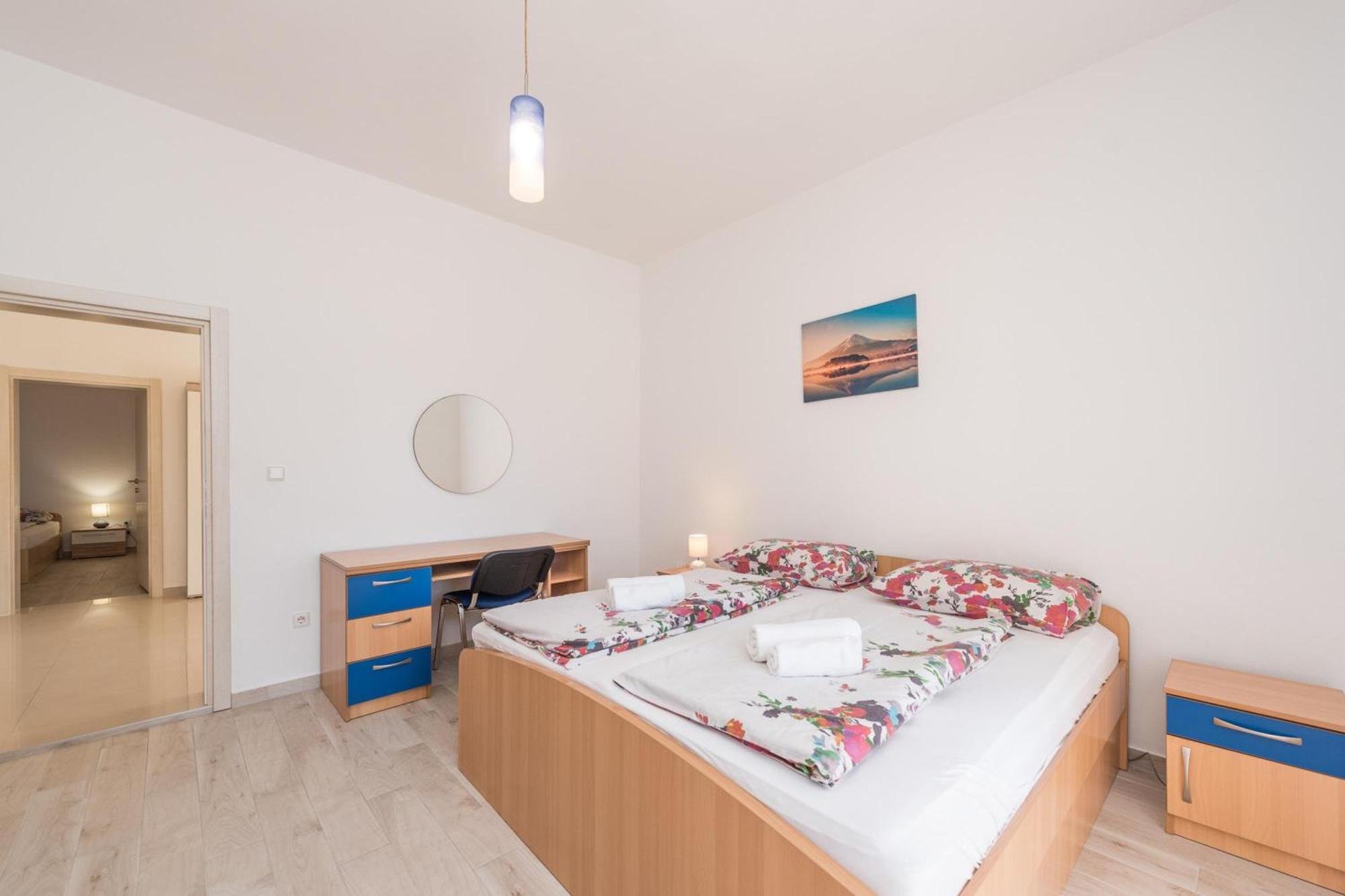 Family Friendly Pool House Ana - Happy Rentals Bibinje Eksteriør bilde